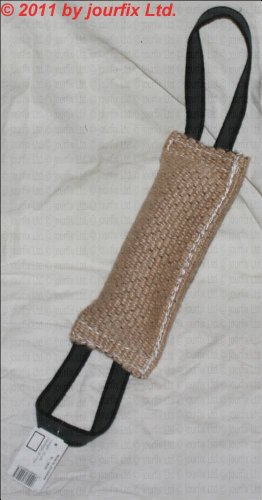 Die Julius K9 Beisswurst aus Jute, natürliche Materialien für ein verantwortungsbewußtes Hundespielzeug. Super für Dummietraining und zum Apportieren.