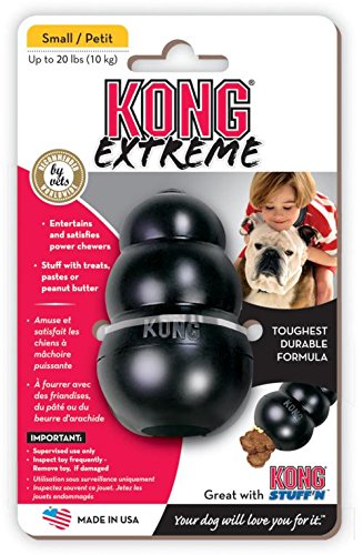 Der Nobby Kong Extreme, speziell für große Hunde, die starke Beisser sind. Er ist extrem robust. Man kann Leckerlies hineinfüllen.